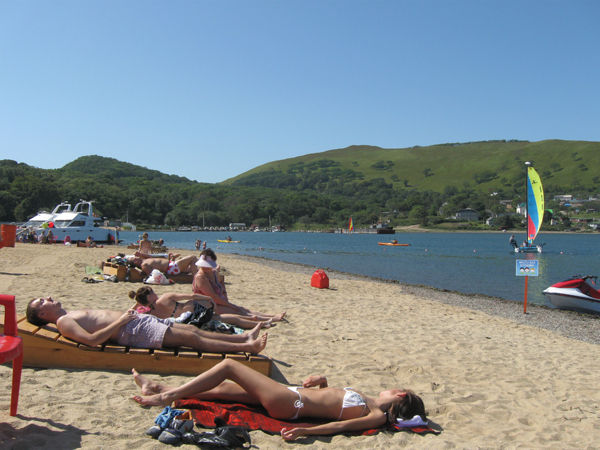 Пляж золотые Пески Славянка Приморский край