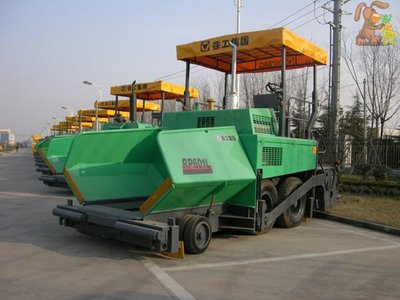 Асфальтоукладчик xcmg RP601L