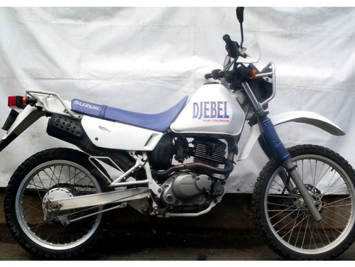 Suzuki Djebel200