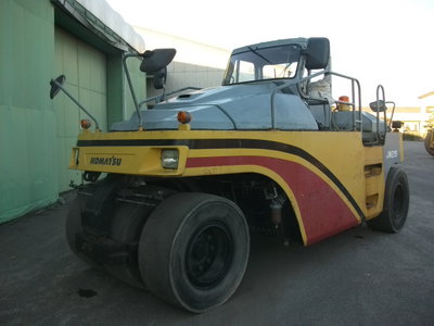 Каток пневмотический KOMATSU JW215