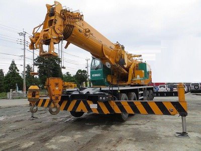 Кран самоходный KOBELCO RK700  2011г