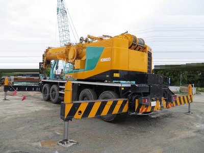 Кран самоходный KOBELCO RK700  2011г