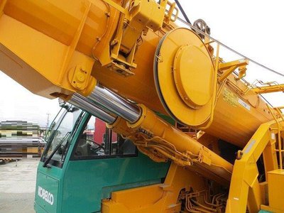 Кран самоходный KOBELCO RK700  2011г