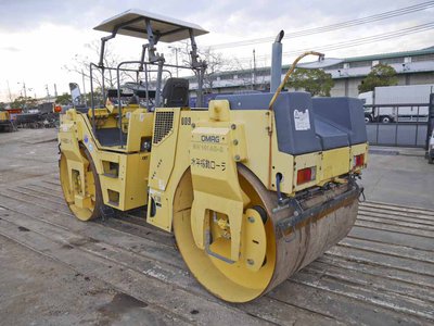 Каток вибрационный двухвальцовый Bomag BW141AD-2