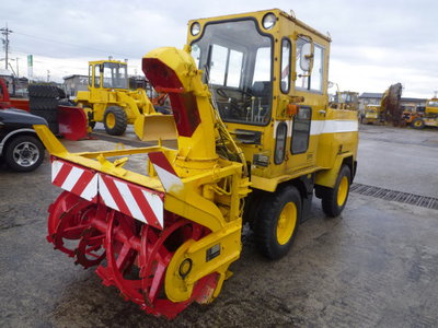 Снегоуборочная машина NICHIJO HTR-80