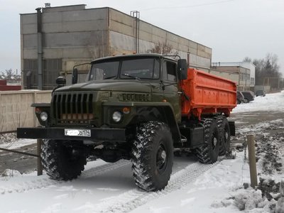 А/м Урал Сельхозник 5557 двухсторонняя разгрузка на шасси 