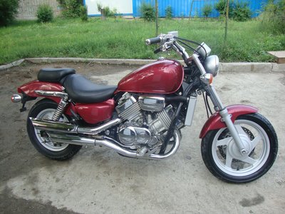 Honda Magna750