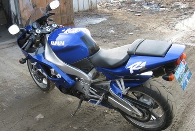 Продам Yamaha R1 1999 год