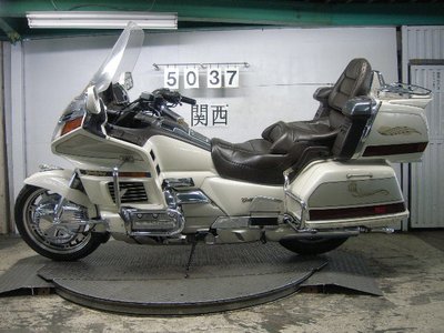 Продаю чоппер Honda GW1500