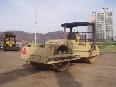 Каток ingersoll-rand DD110.