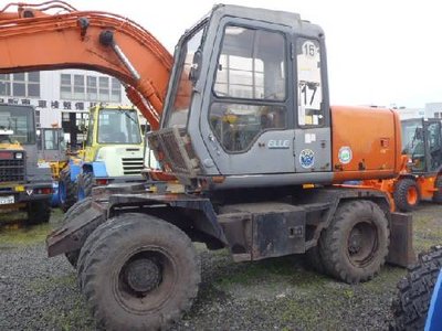 Колесный экскаватор Hitachi  EX100WD-3