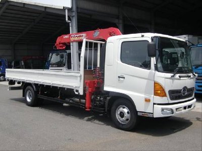 Грузовик с манипулятором Hino BKG-FD7JLYA.