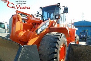 Продается фронтальный погрузчик Doosan DL450 2011 г .