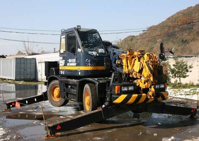 Аренда крана 50 тонн и 10 тонн.