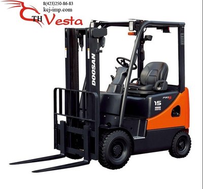 Продается  Вилочный  Погрузчик  Doosan D15-S-5 2013 года выпуска.