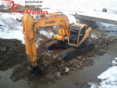 Продаётся Гусеничный Экскаватор Hyundai R220LC 2012года