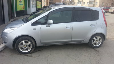 Отличный Mitsubishi Colt 2008 г. с сигналкой и на Литье