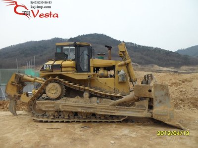 Продаётся Бульдозер Caterpillar D9 ,1991 года 