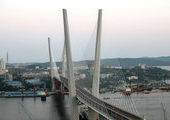 Владивостокские «Русский» и «Золотой» мосты могут стать одним из символов страны